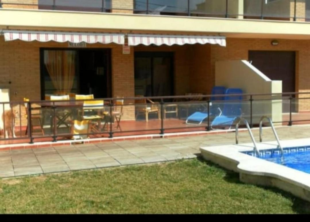 Apartamento Con Terraza Y Acceso Directo A La Piscina Y A 50 M De La Playa Miami Playa Værelse billede